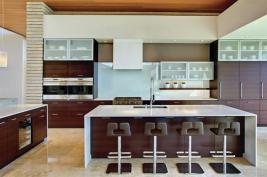 The+Pima+Canyon+Kitchen+is+open-plan%2c+yet+there%27s+strong+definintion+between+the+cooking+space+and+hangout+space.