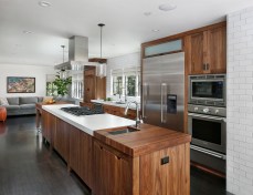 Designed for a food blogger to work by day and entertain by night, this kitchen is chockablock with smart ideas.