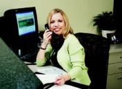 RAPID RESPONSE: Serena Imbrogno's goal is to respond to Internet sales leads within 24 hours and set up appointments with Hovnanian sales reps.