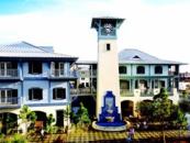 PED XING: Though certainly not the first of a new breed of urban mixed-use projects, Addison Circle (left) won a grand award in 1998 for successfully and artfully creating a pedestrian-friendly environment within the setting of a busy downtown traffic circle in Addison, Texas. A robust leasing pace saw 60 residents a month move into the project's four-story apartment buildings.