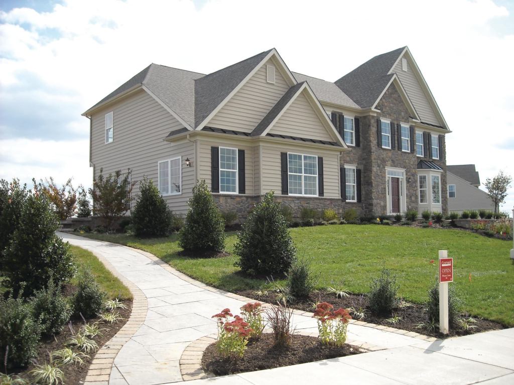 SHOW AND TELL: Strong presales are Cornell Homes’ ticket to obtaining bank financing for its projects, which include the single-family home St. George Crossing community in New Castle County, Del., and the 44-condo Oceanview at Avalon, N.J.