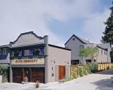 Rose Red Built on the site of a former grocery store, the Rose Street project incorporates the old buildings fa§ade in the front-loaded garage. Each unit features a private courtyard, 10-foot ceilings, and abundant natural light.