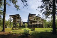 Lakewood House

New England