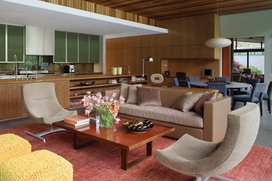 Architect Tom Shafer and builder Rizzolo Brothers Company did an extensive remodel of this 1950s ranch house and designed the entire project—including the open kitchen—by following the home’s existing lines.