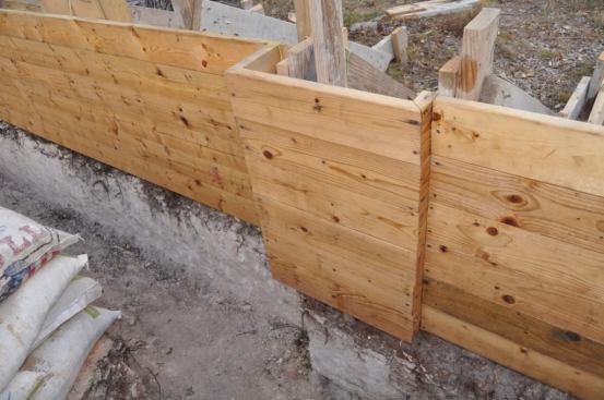 2×6 SYP lumber for forms. Note the mitered corners.