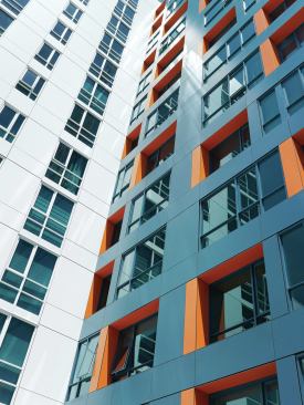 The jury was taken with the bold use of color on exteriors. 