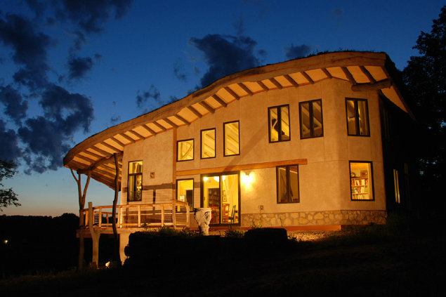 A home built using round timber from Whole Trees LLC.