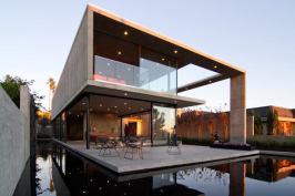 Ground-floor+pool+and+terrace.