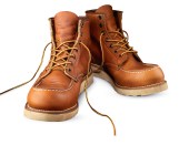 Featuring classic work boot styling, the smooth, full-grain
leather Red Wing 10875 has an ample
toe box and can be resoled.  