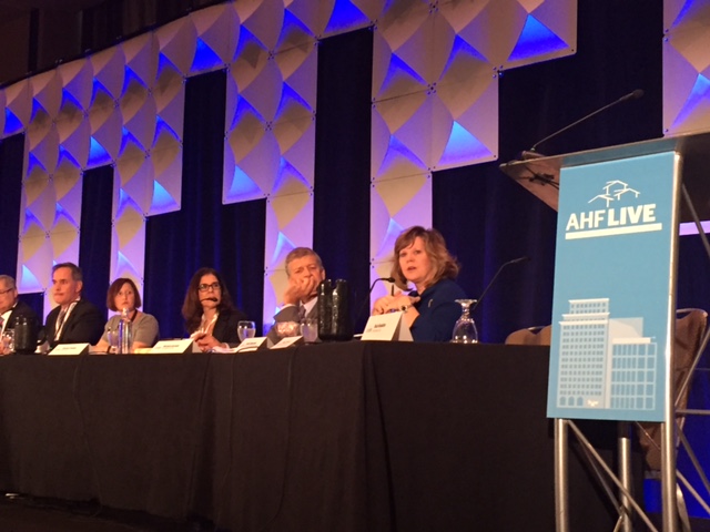 Advisory board round-table moderator Christine Serlin (2nd from left) leads opening proceedings yesterday at AHF Live in Chicago's Hyatt Regency.