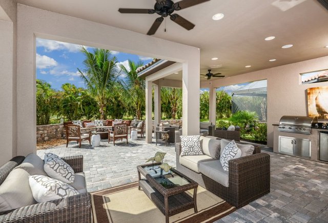 Indoor outdoor space flow together