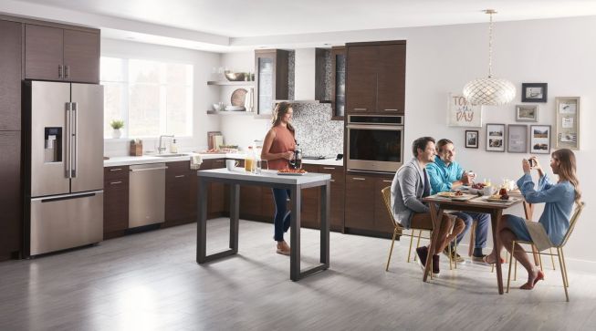 The Sunset Bronze finish will be available for a number of Whirlpool appliances, including refrigerators, ovens, and dishwashers.
