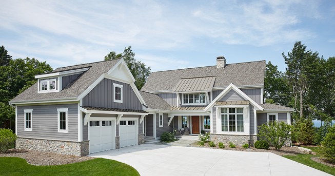 Photo by Ashley Avila