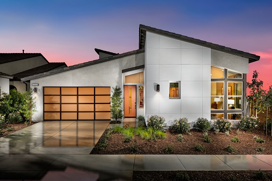 The Elan model at Altis.