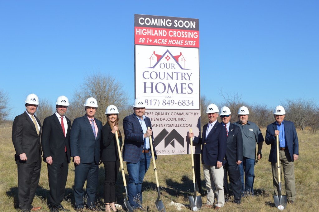 Pictured left to right: Jim Breitenfeld, Henry S. Miller Brokerage; Greg Miller, Henry S. Miller Brokerage; Rob Eggemeyer, Plains Capital Bank; Leigh Holder, Plains Capital Bank; Dustin Austin, Our Country Homes; Steve Donosky, Henry S. Miller Brokerage; Corbett Howard, Celina Economic Development Council; Andy McAnally, Taylor Realty; and Robert DuBois, Henry S. Miller Brokerage.