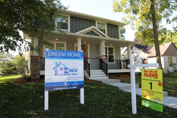A Lennar home built with the Minnesota Assistance Council for Veterans.