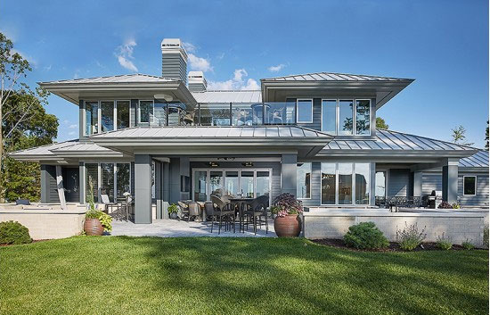 Photo by Ashley Avila