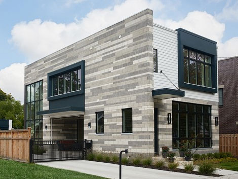 Photo by Ashley Avila