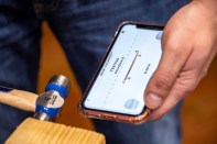 The “Smart Thumper” app, available for download in the Apple Store, uses soundwaves or vibrations to determine stiffness, a quality that relates to strength, for individual pieces of lumber.