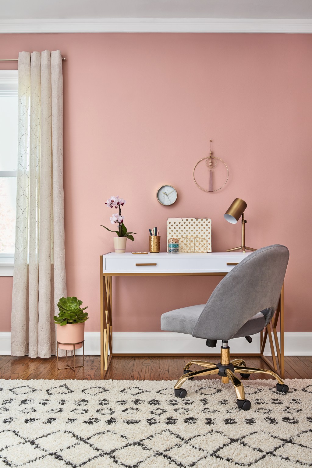 Bombay Pink, one of Valspar's 2020 Colors of the Year.