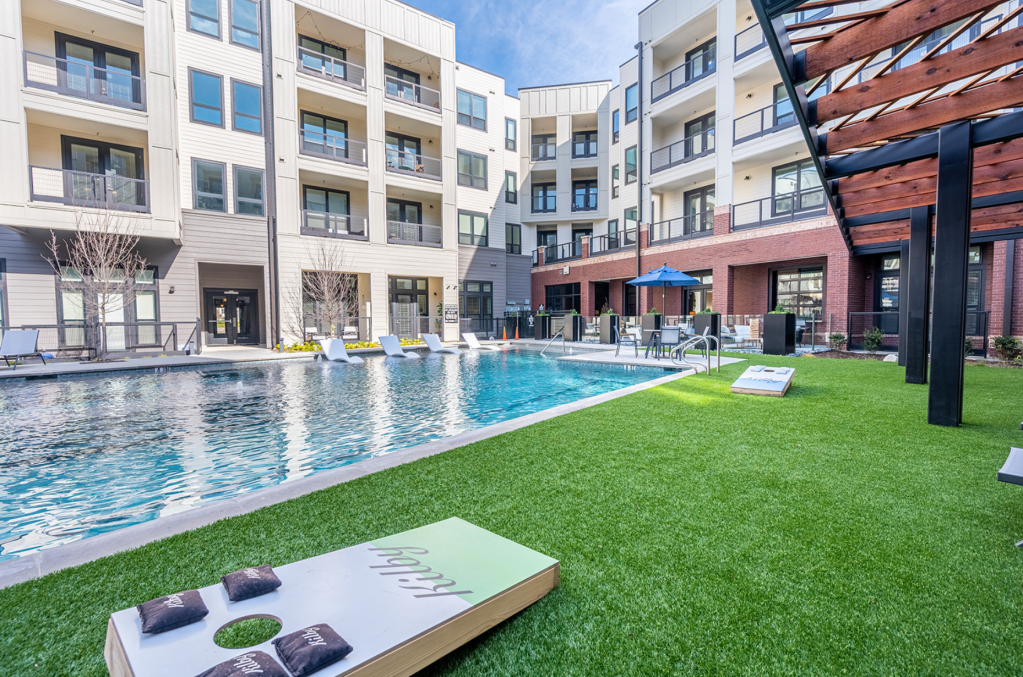 Located in Frisco, Texas, Kilby is the first multifamily community in the state for Toll Brothers Apartment Living.