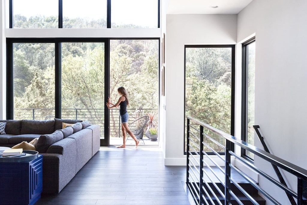 Giving customers the opportunity to experience finish and fixture possibilities before anything is built helps streamline the home building process and increase effective communication about product selections.