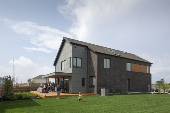 Great Gulf Active House by Superkul