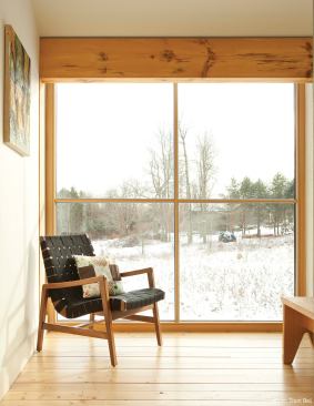 To maximize solar gain throughout the house, the project team designed it with public spaces facing south and with an open floor plan.