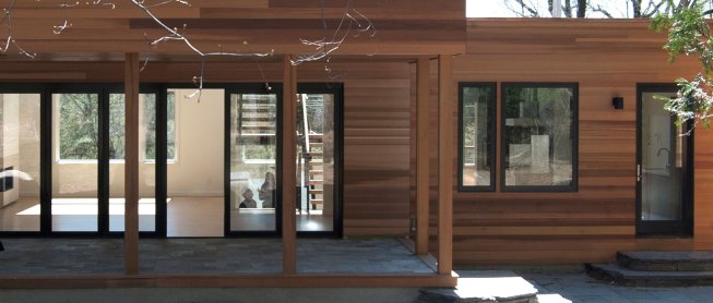 North-facing+screen+porch+with+NanaWall+bi-folding+doors+connecting+to+the+living+%2f+dining+area%2c+