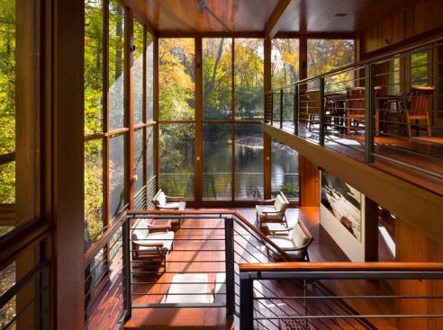 Within the main porch, three different floor levels create the opportunity for a rich variety of experiences.