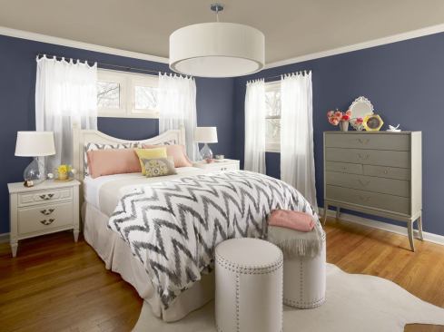 Benjamin Moore also issues several palettes of trending color dominated by blue-grays.