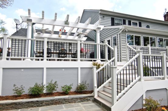 Decks provide an extension of interior living space. Sun Design, www.sundesigninc.com, McLean, Va.