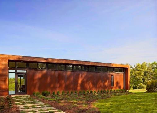 2nd Place Juried Winner

The 2010 Stephen Herbits House, aka the Leicester House, Leicester NC.  Designed by Eric Gartner, SPG Architects, New York NY.  Built by S. B. Coleman.  Cabinetry by Creative Woodcrafters.  Landscape design by Twin Oaks.  Photos by Dan Levin.