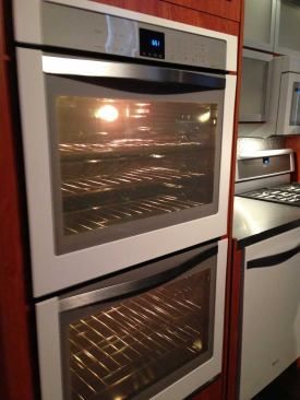 Whirlpool The Ice Collection provides a high-end alternative to stainless with pure white appliances featuring a contemporary aesthetic, linear appliance handles, and larger expanses of glass for better visibility. 
www.whirlpool.com