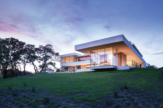 Retrospect Vineyards by Swatt | Miers Architects. Photo: Russell Abraham
