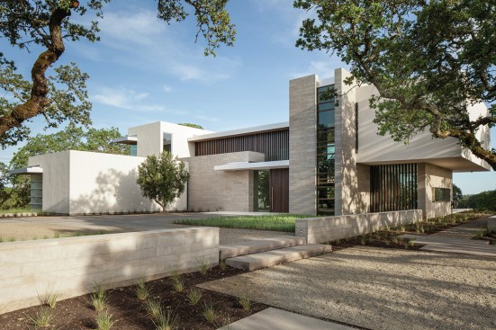 Retrospect Vineyards by Swatt | Miers Architects. Photo: Russell Abraham