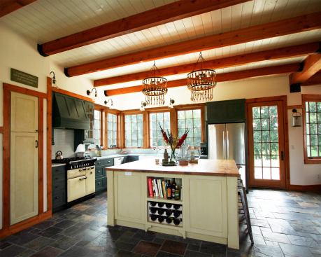 The 4000-square foot house is divided into smaller spaces, which make it big enough to encourage family gatherings, but intimate enough not to feel cavernous.