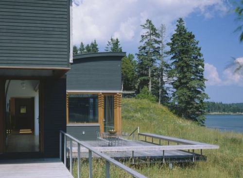 Residence on a Peninsula