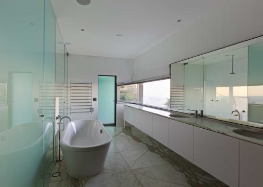 The master bathroom.