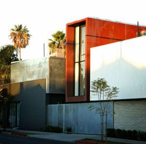 Although local zoning limited the allowable density to six units on a 9,000 square foot lot, Segal received a building bonus and was able to bump the unit count to nine by designating one apartment as low-income.