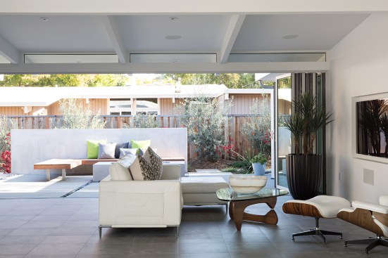 Truly Open Eichler House by Klopf Architecture
