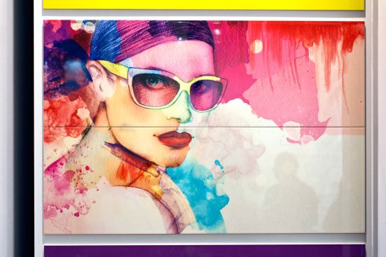 Late 20th-century glam from Aparici.