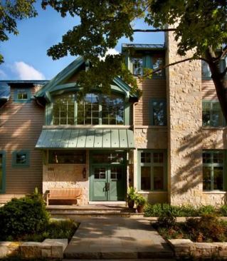 Stuart Cohen, FAIA, and Julie Hacker, AIA, shared their firm’s Arts and Crafts House in Evanston, Ill., which they described as a contemporary application of traditional architectural forms.