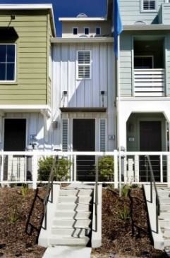 Sutter's Mill Centex Homes Architect: Bassenian/Lagoni Architects Ladera Ranch, California Width - 15 feet