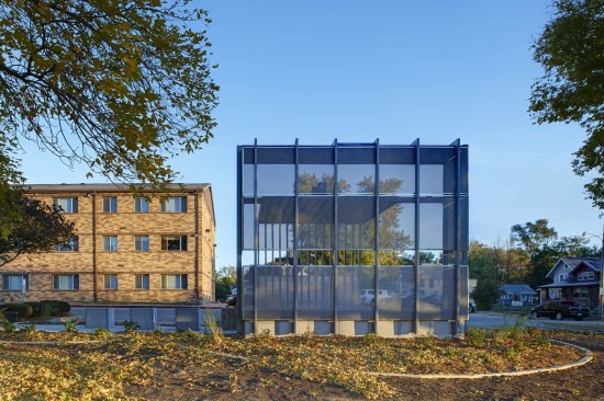 Corinthian Gardens Smokers' Shelter - ASK Studio / Des Moins, Iowa