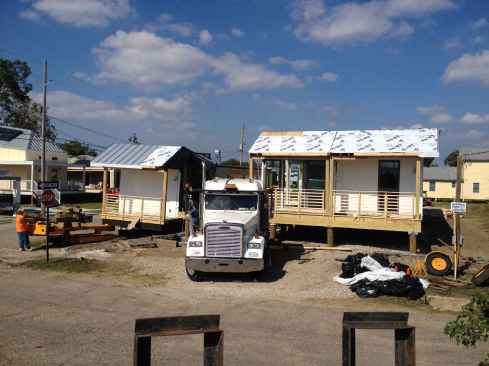 Make It Right LivingHome - LivingHomes / New Orleans, Louis.