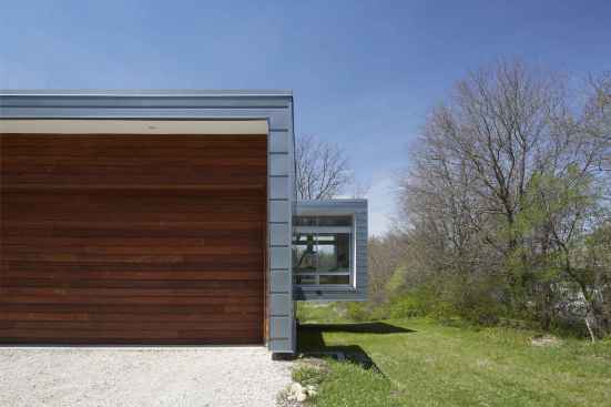 Riverview House Kitchen - Studio Dwell Architects / Wayne, Ill.