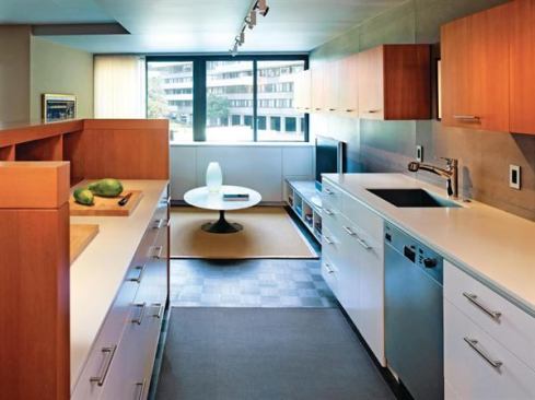 For a couple who craved an open plan for entertaining but weren’t keen on guests seeing the back end of dinner prep, this ingenious island’s surround conceals kitchen clutter from the adjoining living area while allowing the cook to stay in the conversation. Project: Prairie Dog Kitchen, Washington, D.C.; Builder: Steinbraker & Sons, Washington; Architect: Treacy Eagleburger Architects, Washington.