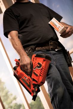 The light-weight, balanced tool has a full-body non-slip grip to reduce hand fatigue.&nbsp; 
www.paslode.com