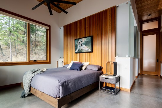 Edelweiss House, primary suite